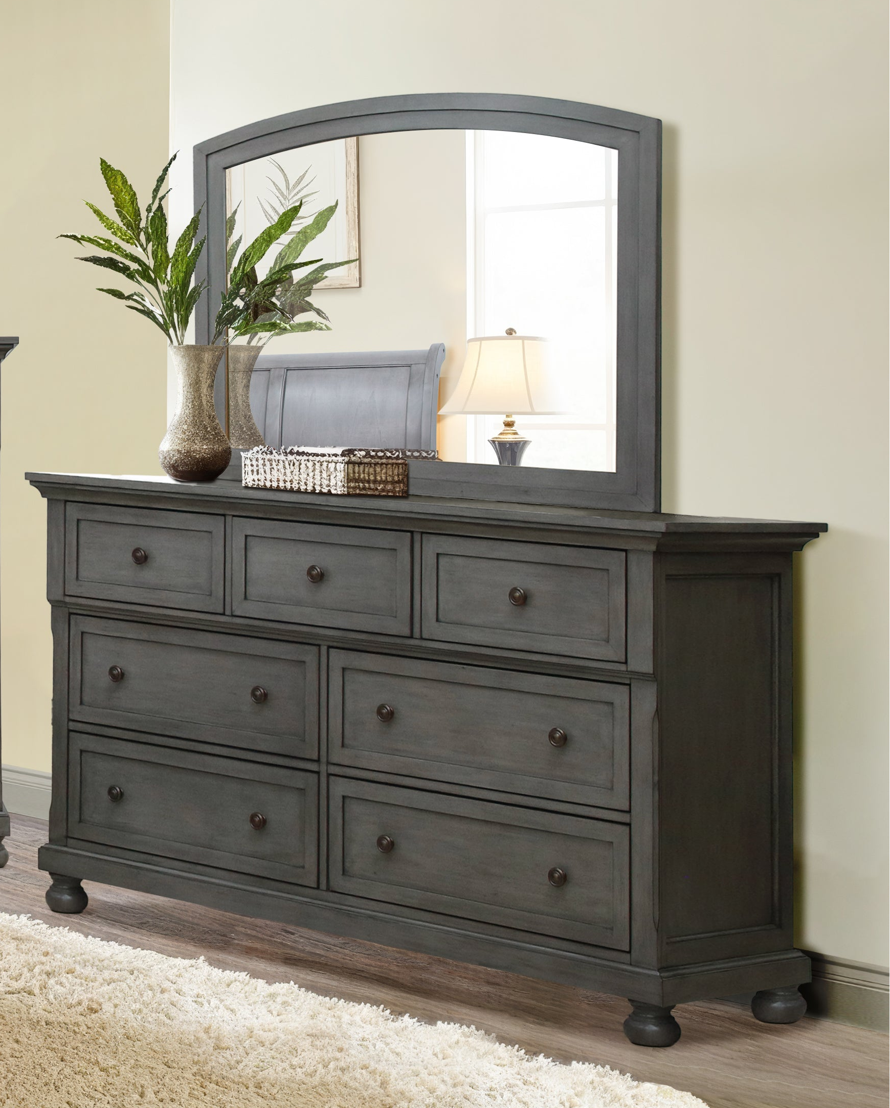 Canada Dresser with Mirror