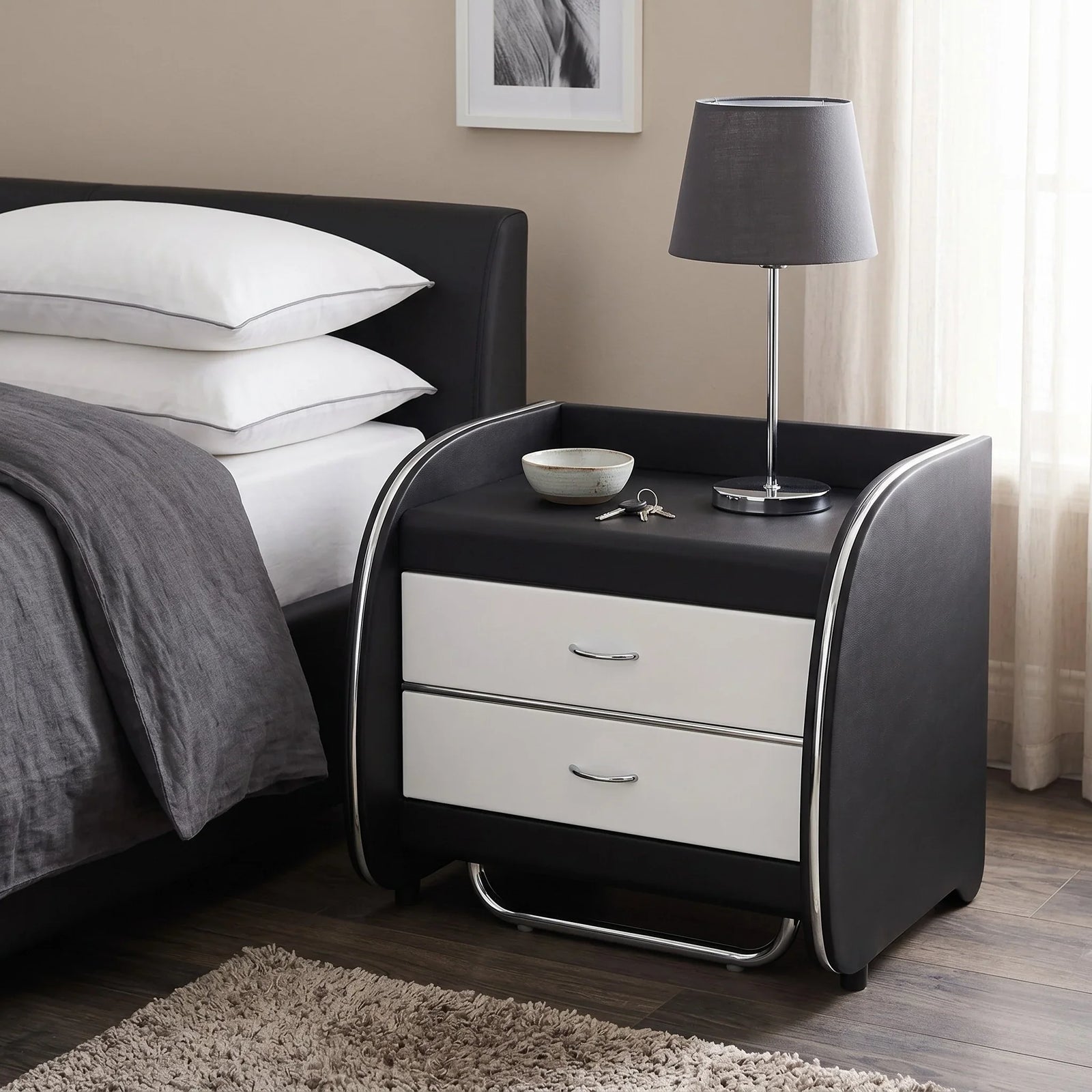 Pandora Bedside Table