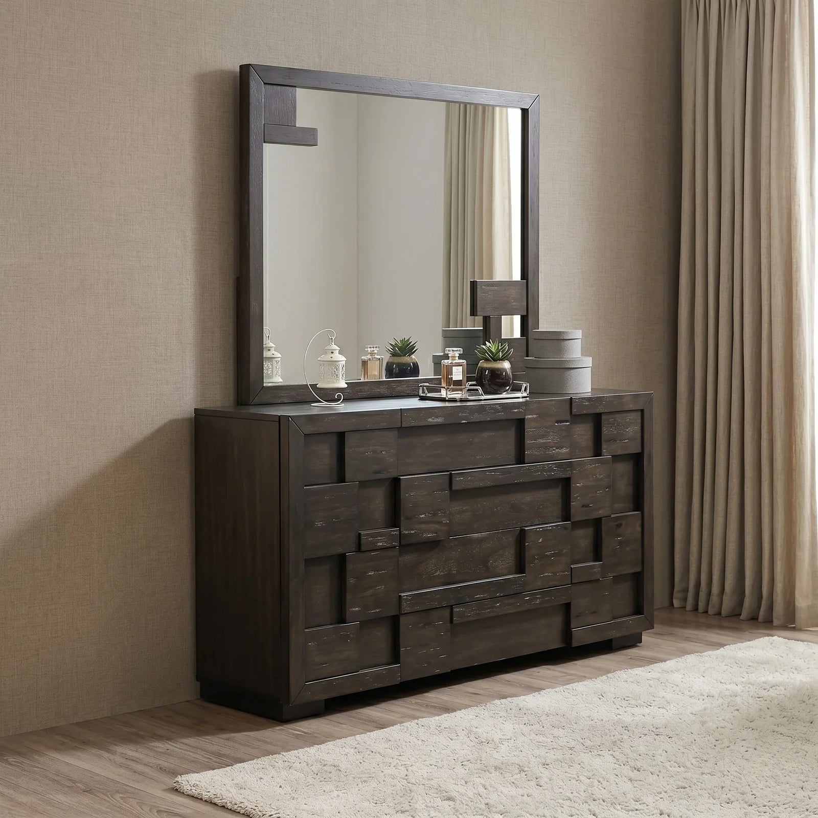 Leone Dresser with Mirror