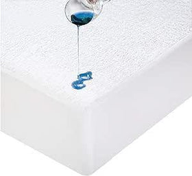 Waterproof mattress protector repelling liquid to prevent stains and protect bedding